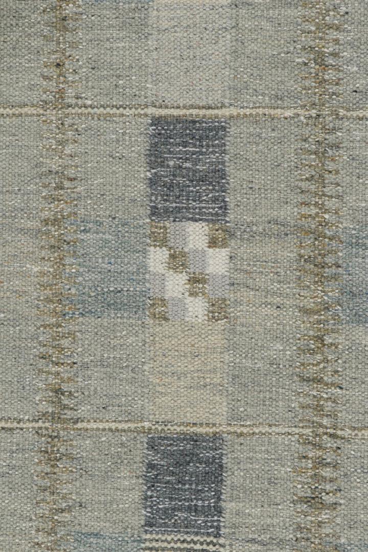 Scandinavian Kilim Rug with Geometric Patterns
