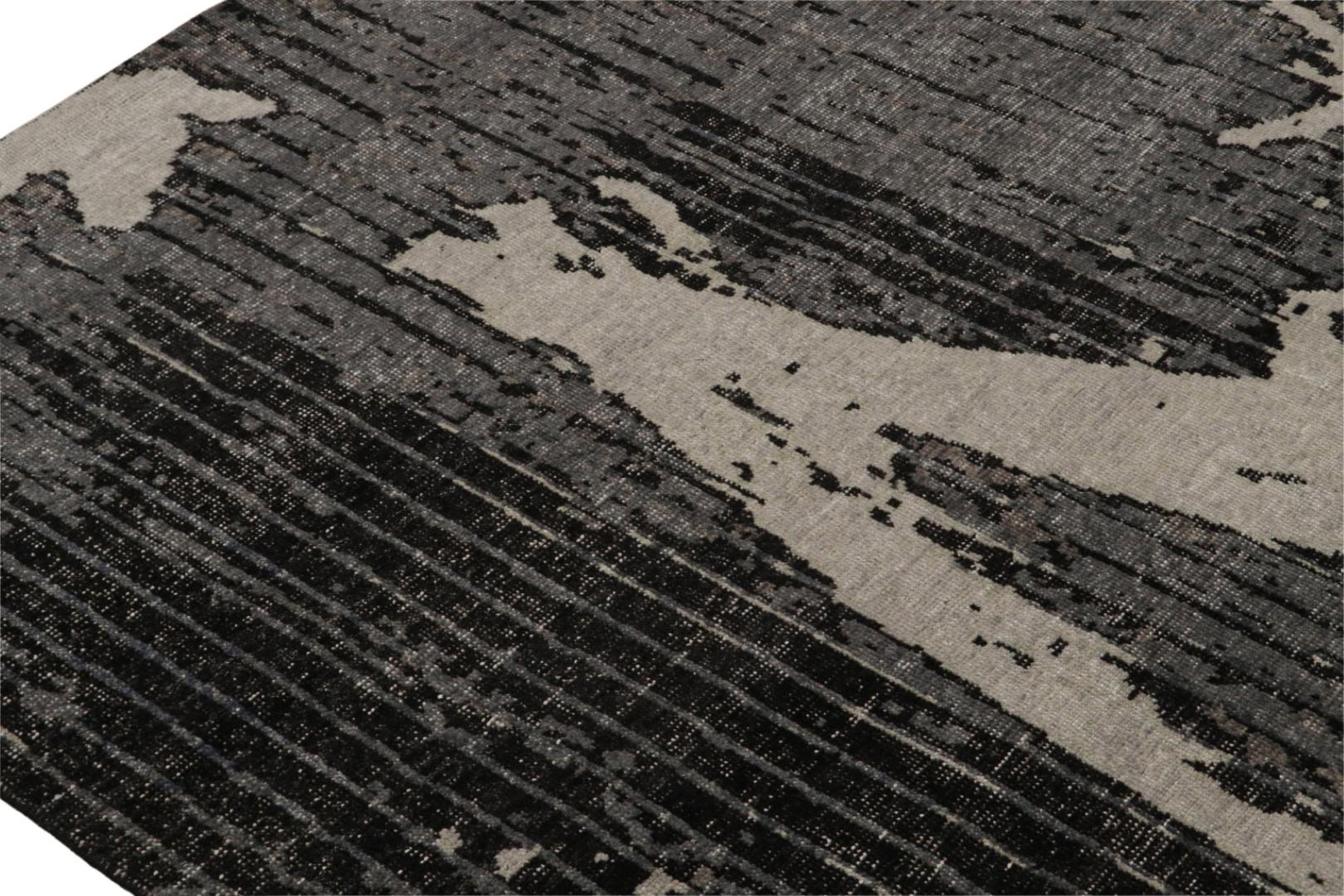 Distressed Modern Rug in Black