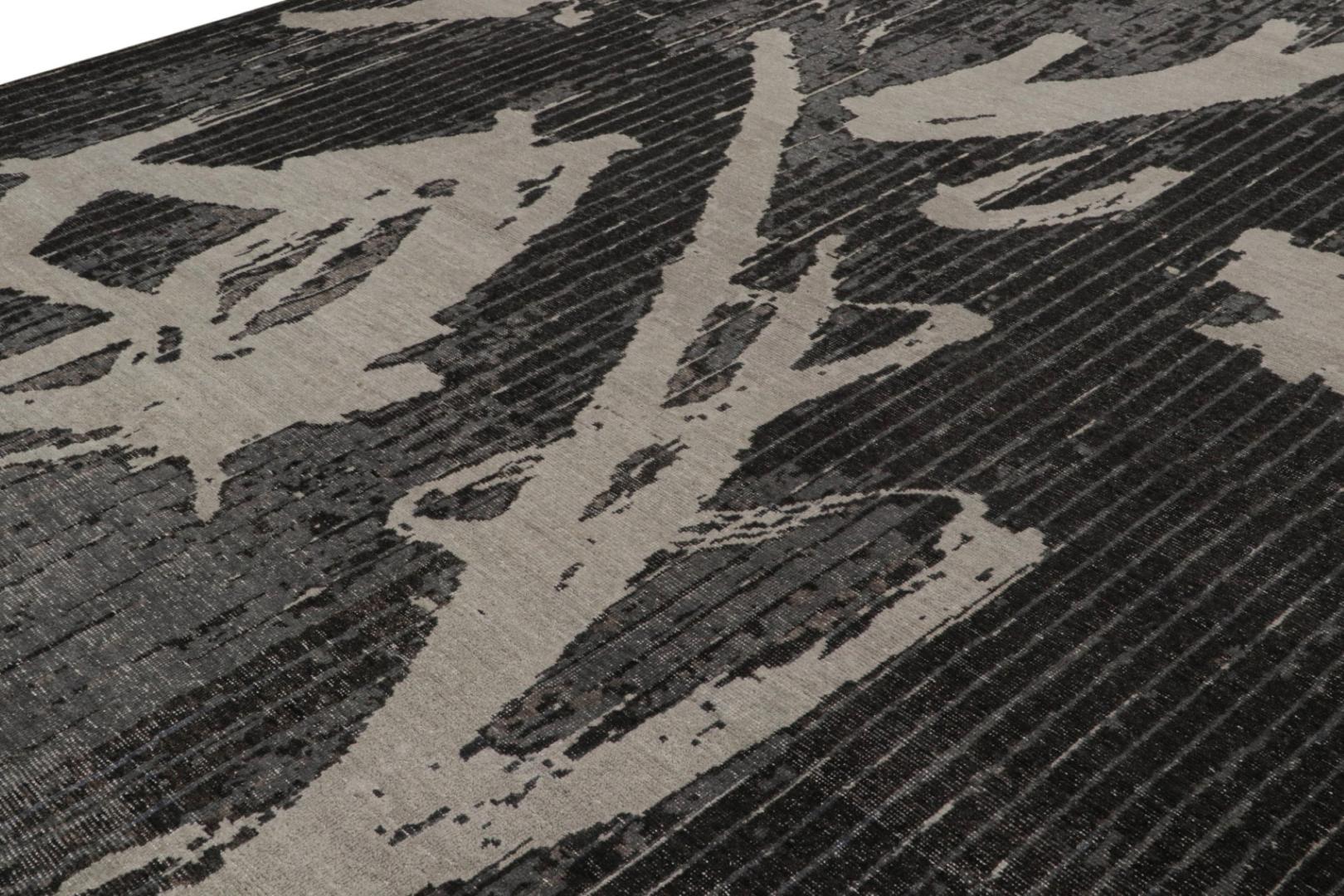 Distressed Modern Rug in Black