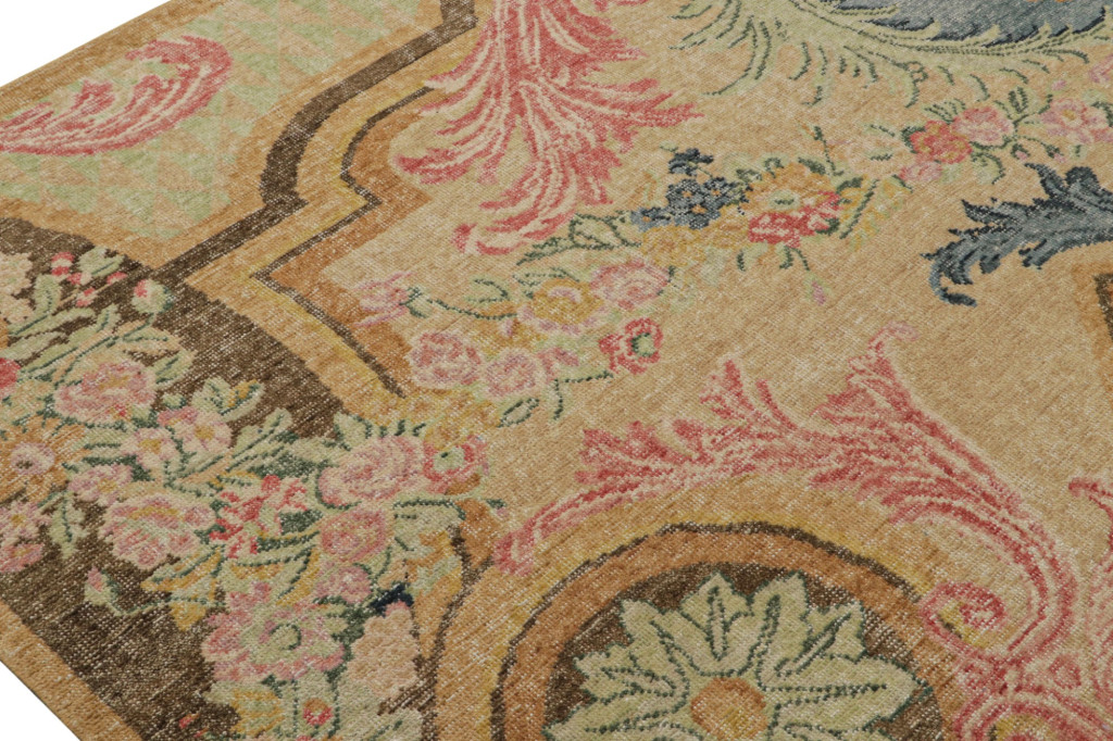 Contemporary Rug with Floral Patterns