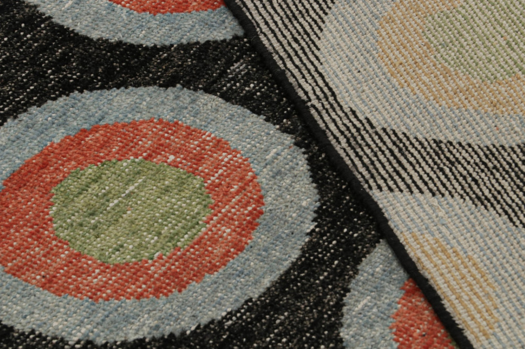 Modern Deco Rug with Geometric Patterns