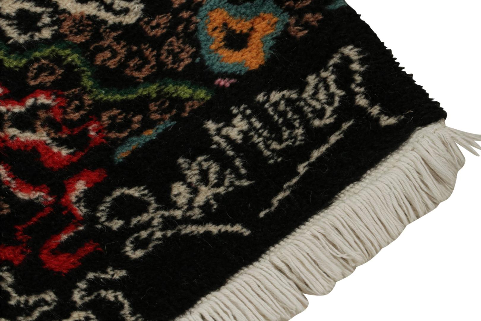 Signed Vintage Zeki Müren Art Deco Rug with Abstract Patterns, from Rug & Kilim