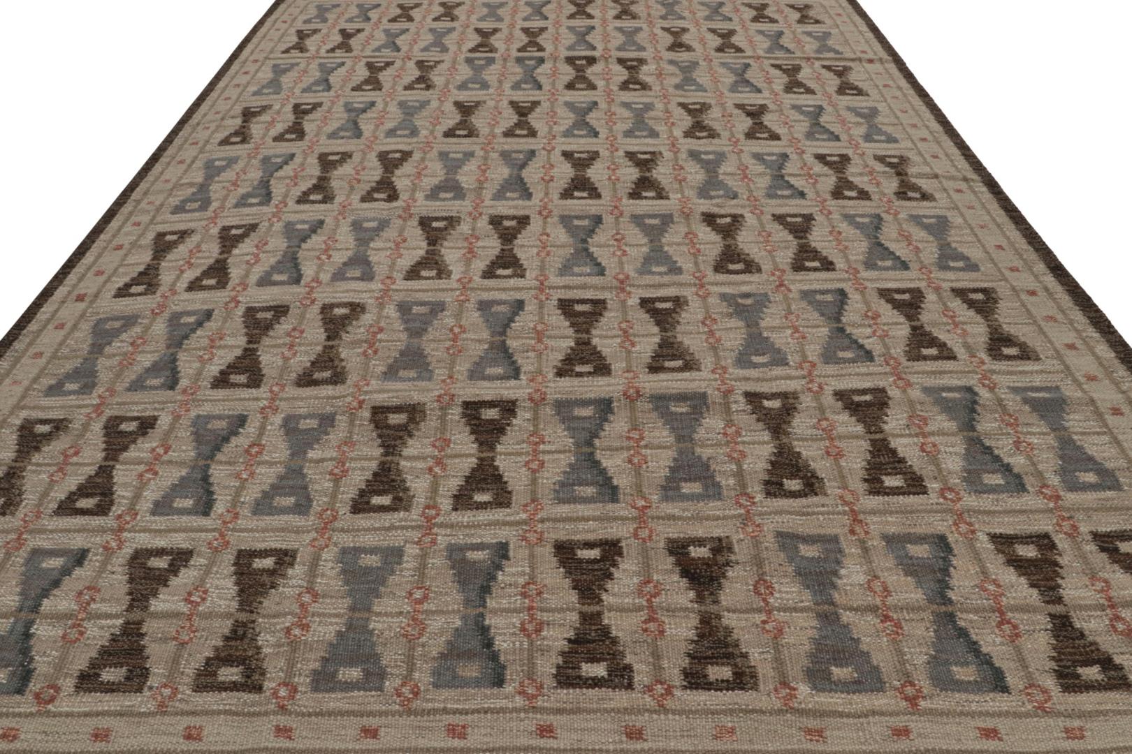 Scandinavian Rug With Hourglass Geometric Patterns