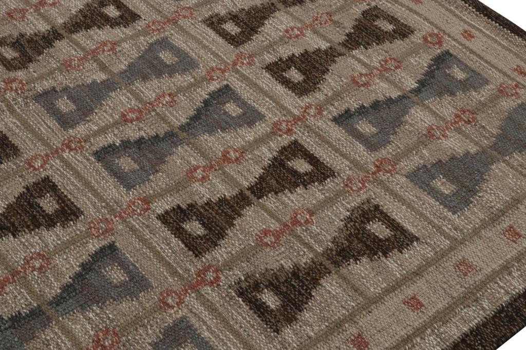 Scandinavian Kilim Rug With Hourglass Geometric Patterns