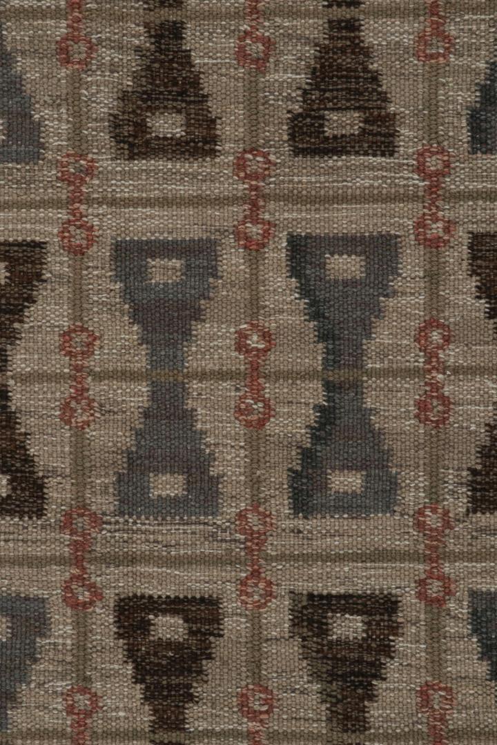Scandinavian Kilim Rug With Hourglass Geometric Patterns