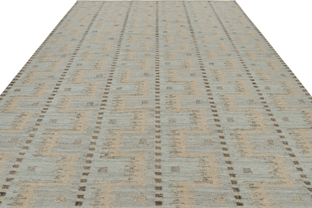 Scandinavian Outdoor Kilim Rug with Geometric Patterns