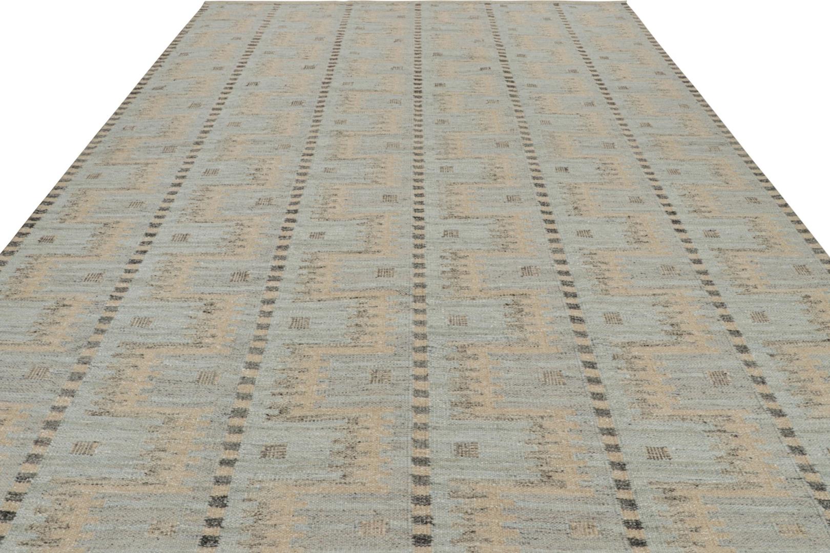 Scandinavian Outdoor Kilim Rug with Geometric Patterns