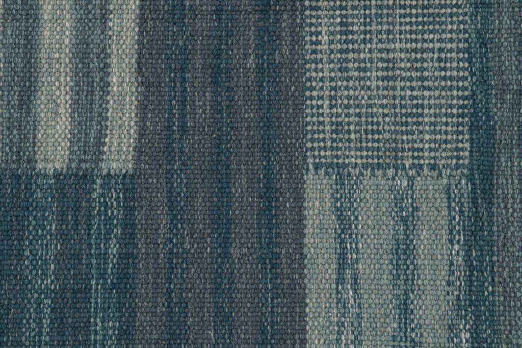 Scandinavian Custom Kilim Rug with Geometric Patterns