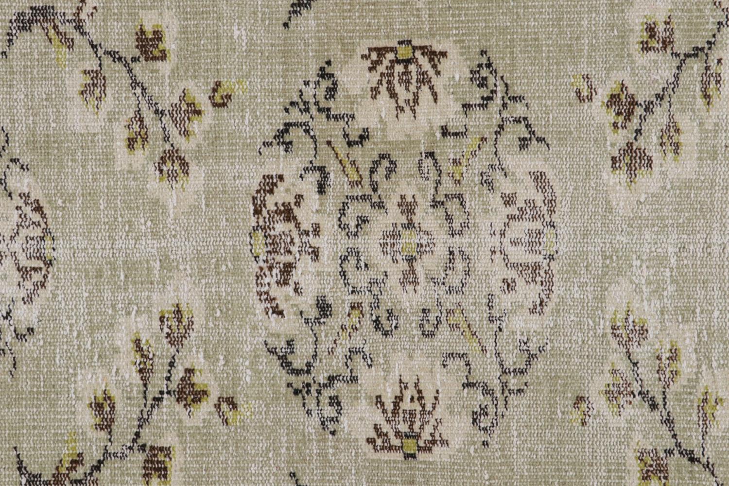 Zeki Muren rug