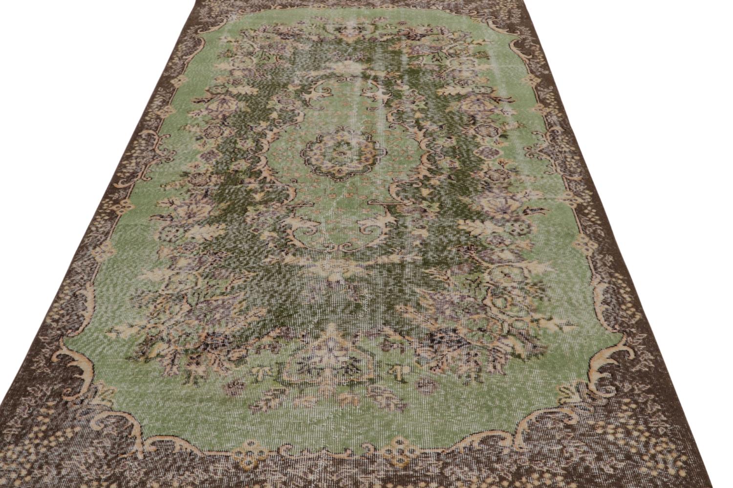 Zeki Muren rug