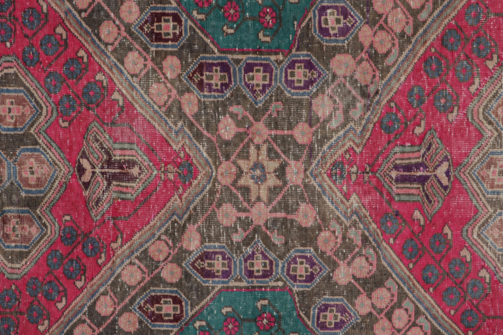 Vintage Persian Shiraz rug