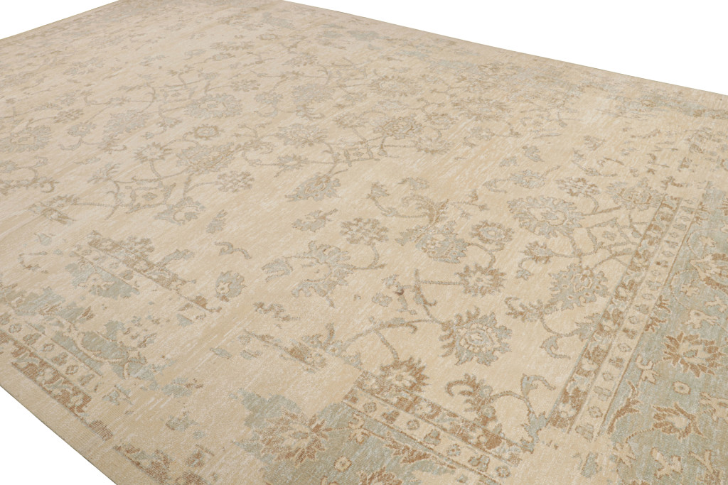 Oushak Oversized Rug With Floral Pattern