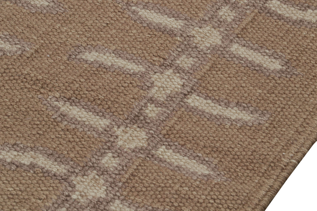 Scandinavian Oversized Rug with Geometric Patterns