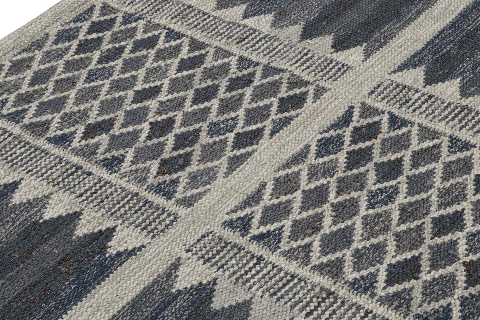 Scandinavian Rug with Geometric Patterns