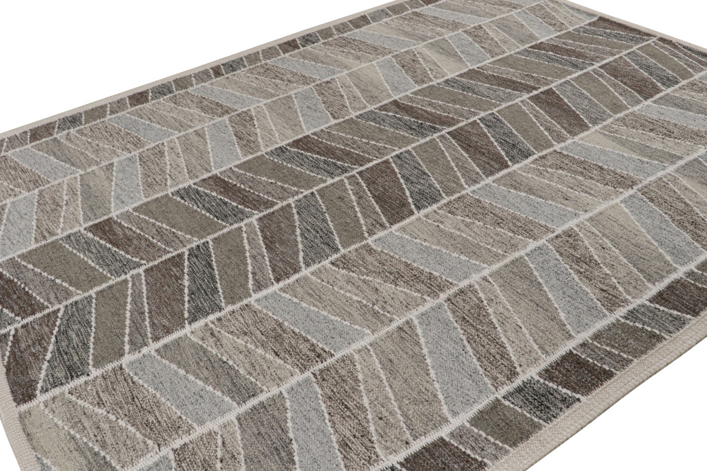 Scandinavian Custom Outdoor Rug with Geometric Patterns