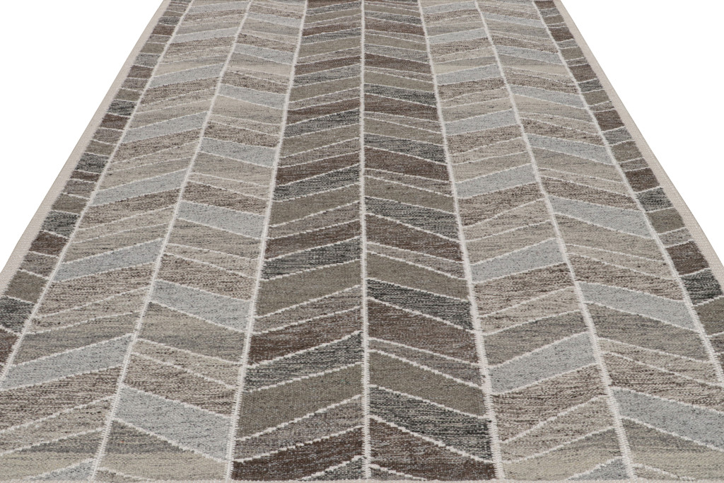 Scandinavian Custom Outdoor Rug with Geometric Patterns