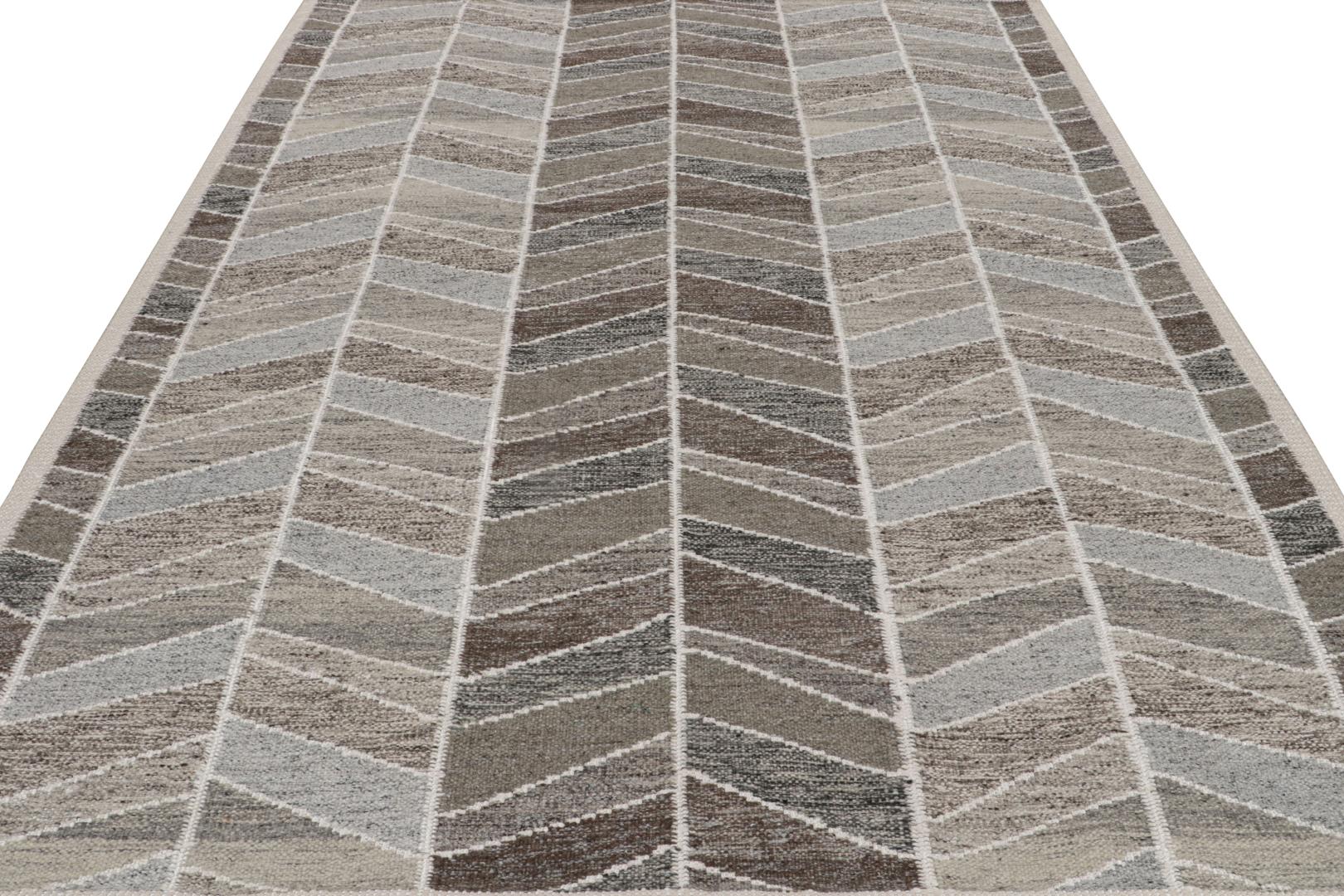 Scandinavian Custom Outdoor Rug with Geometric Patterns