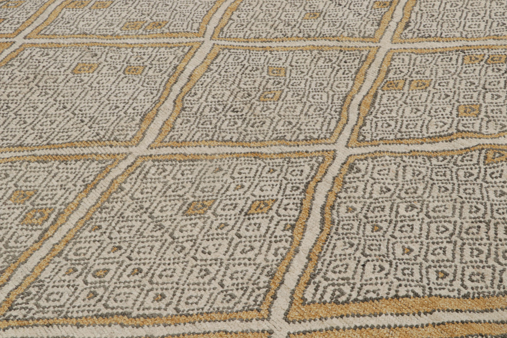 Contemporary Moroccan Rug with Berber Geometric Patterns