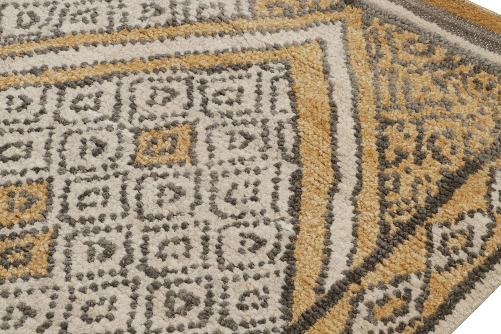 Contemporary Moroccan Rug with Berber Geometric Patterns