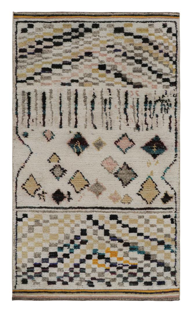 Contemporary Moroccan Rug with Berber Geometric Patterns