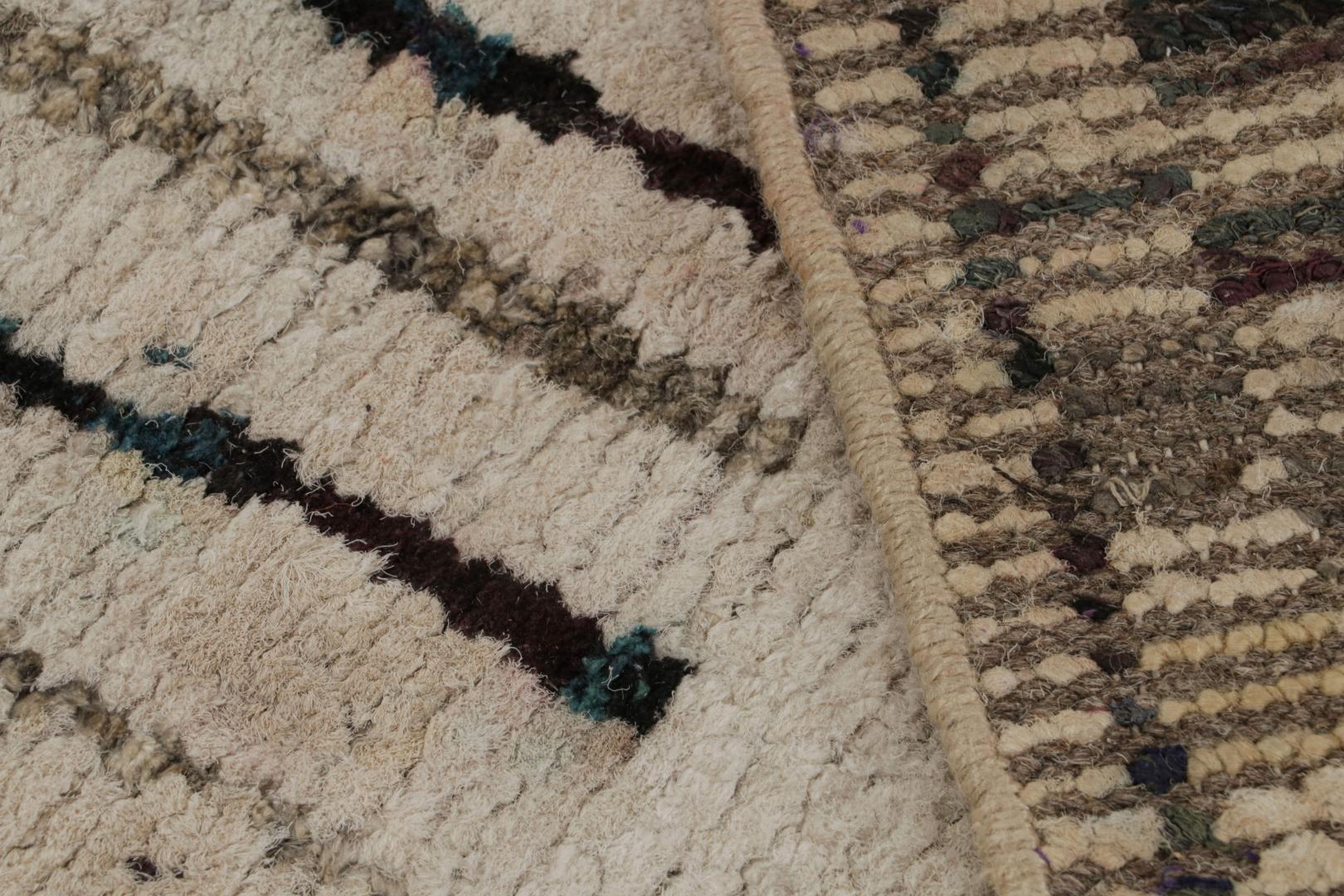 Contemporary Moroccan Rug with Berber Geometric Patterns