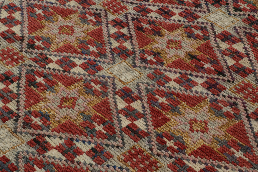 Contemporary Moroccan Rug with Berber Geometric Patterns
