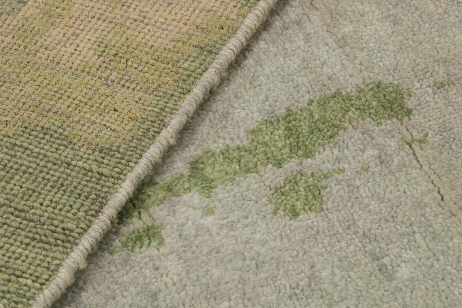 Contemporary Abstract Rug With Polychromatic Patterns
