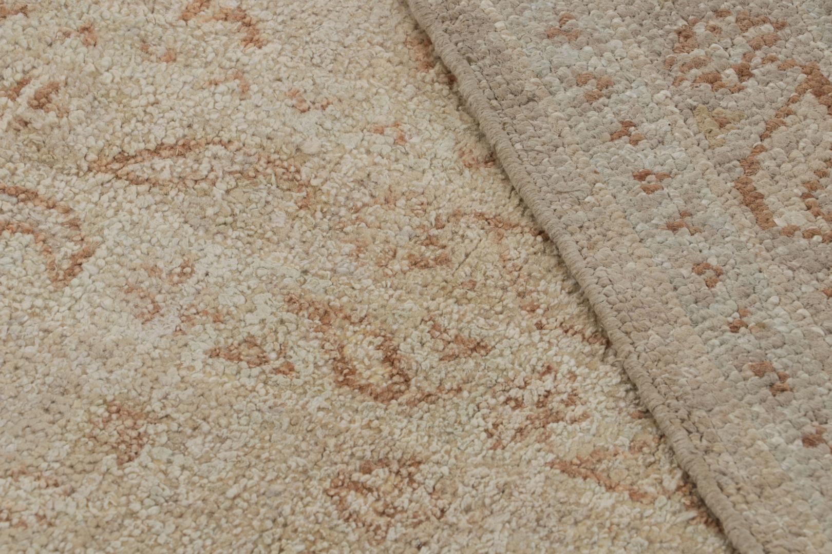 Oushak geometric rug