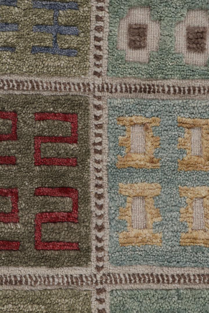 Scandinavian Rug with Geometric Patterns