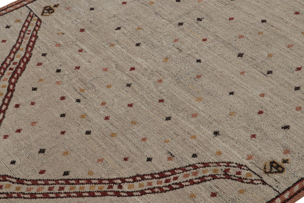 Rug & Kilim’s Mihrab Style Rug in Beige with Geometric Patterns