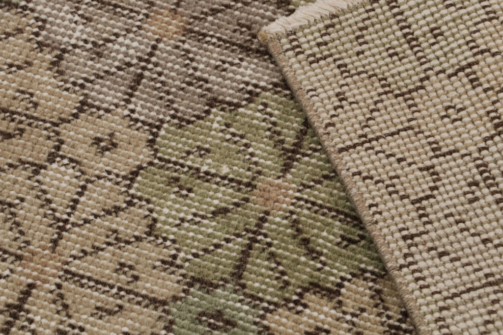 Vintage Zeki Múren rug