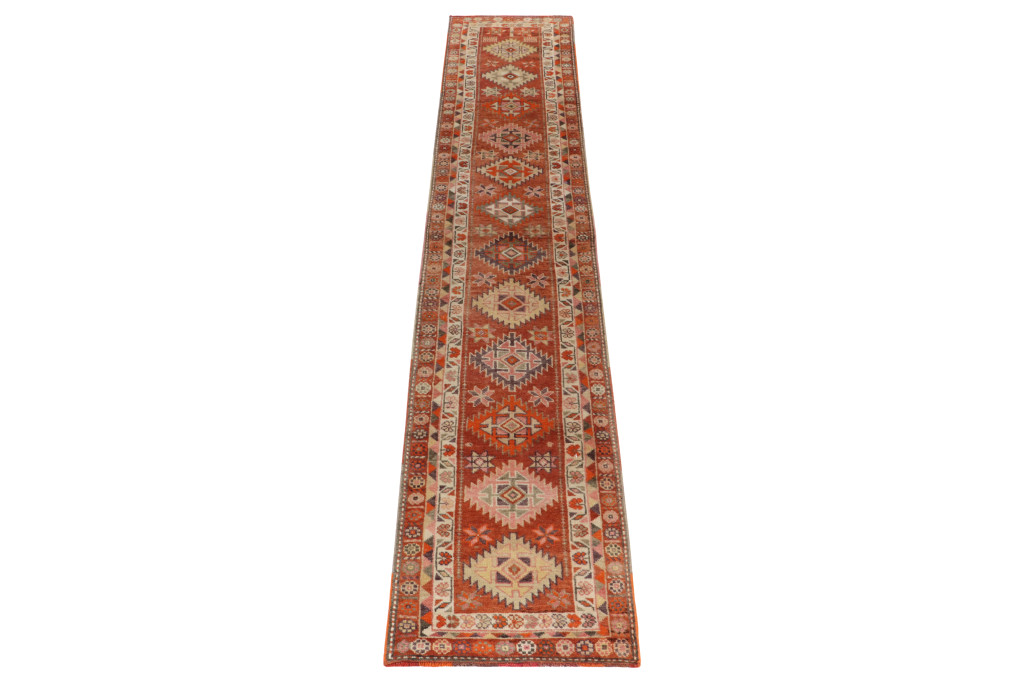 Vintage Geometric Runner