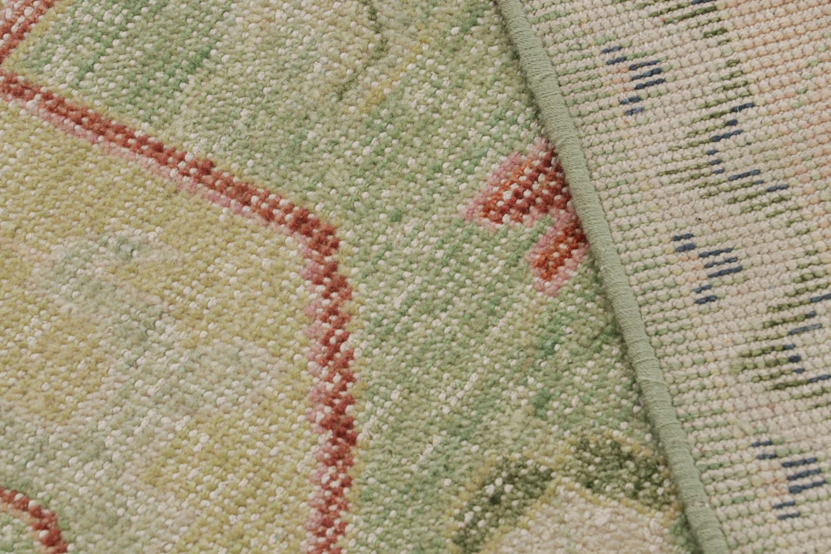 Traditional style Floral rug