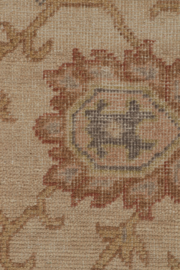 Distressed style Geometric rug