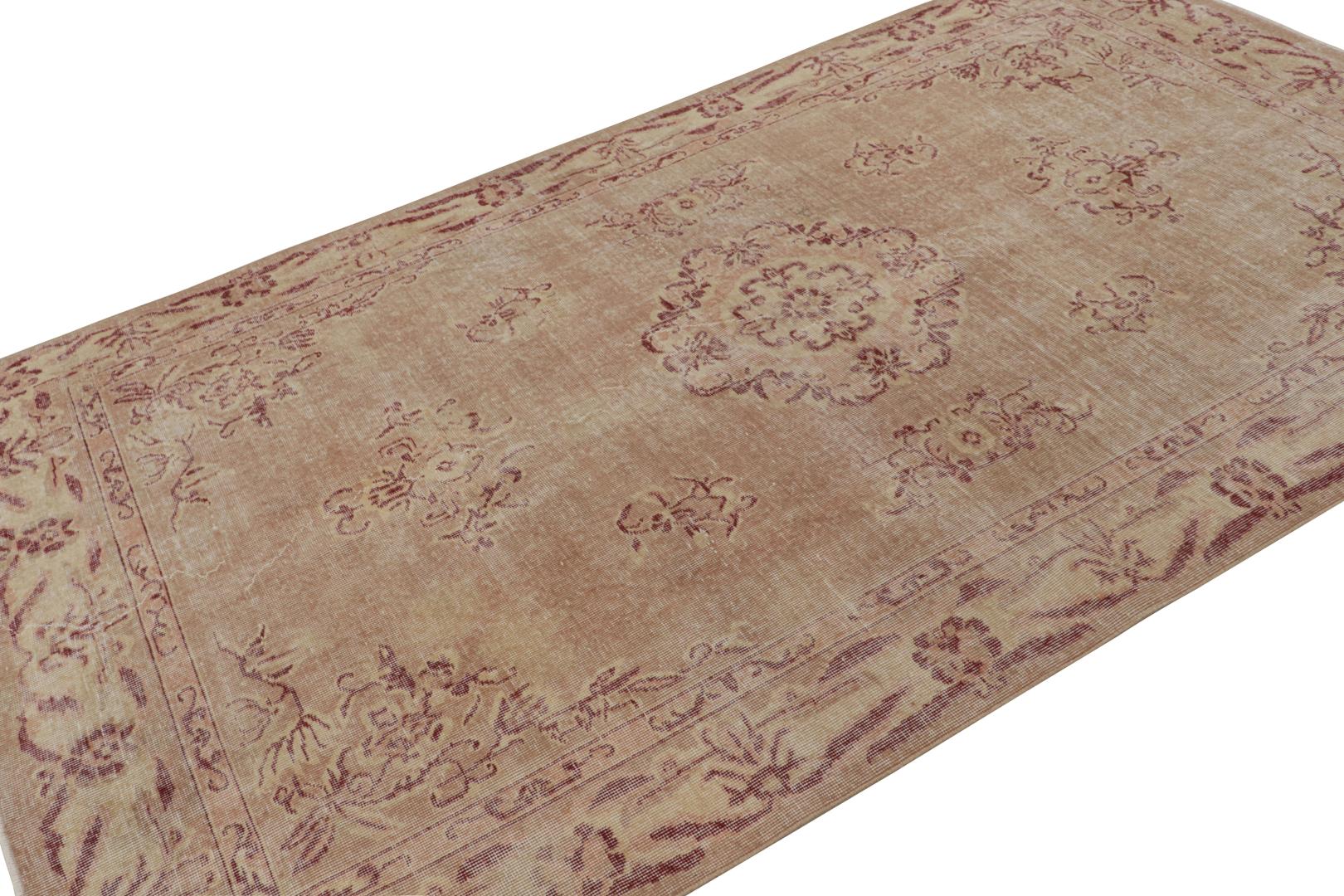 Vintage Zeki Múren rug