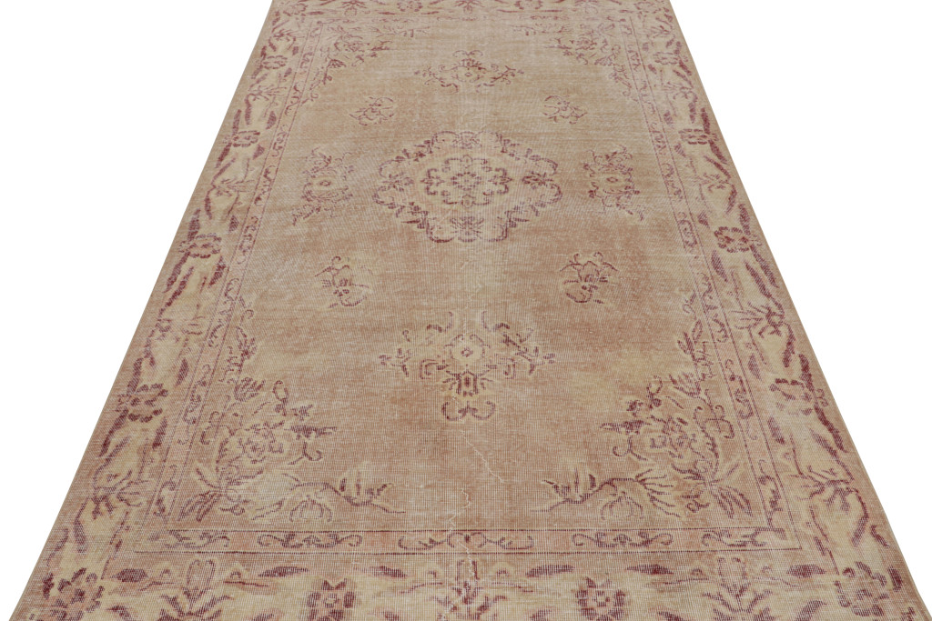 Vintage Zeki Múren rug