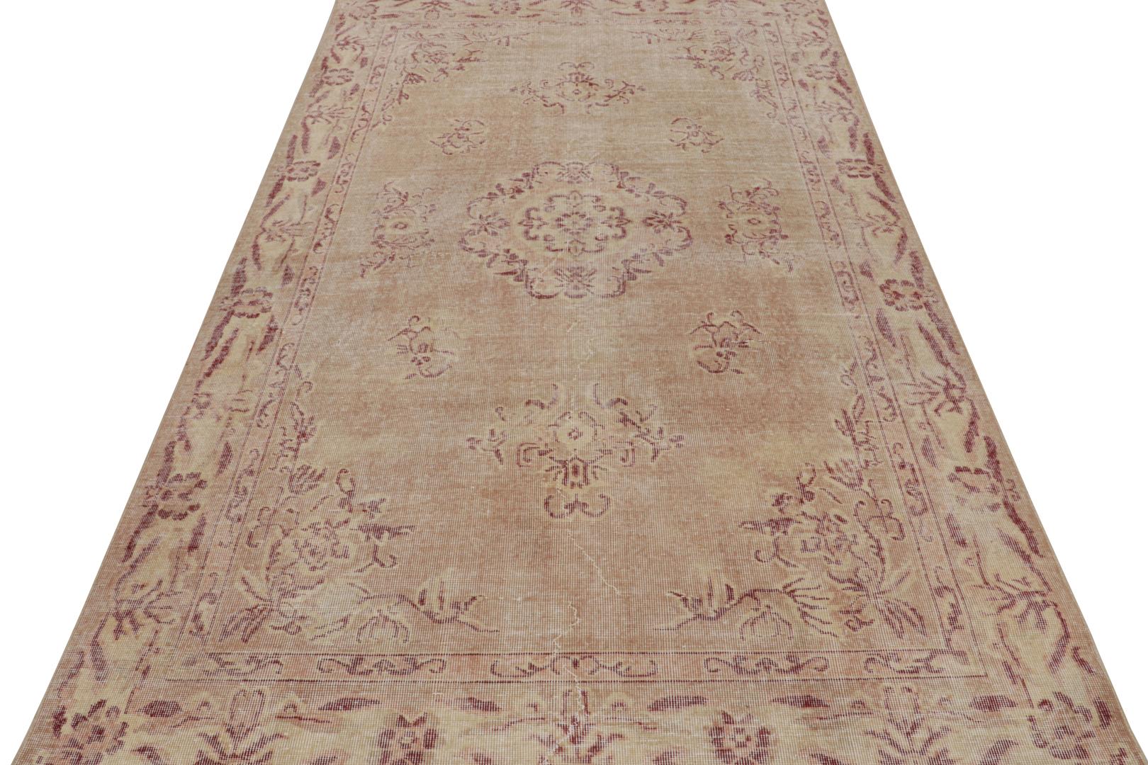 Vintage Zeki Múren rug