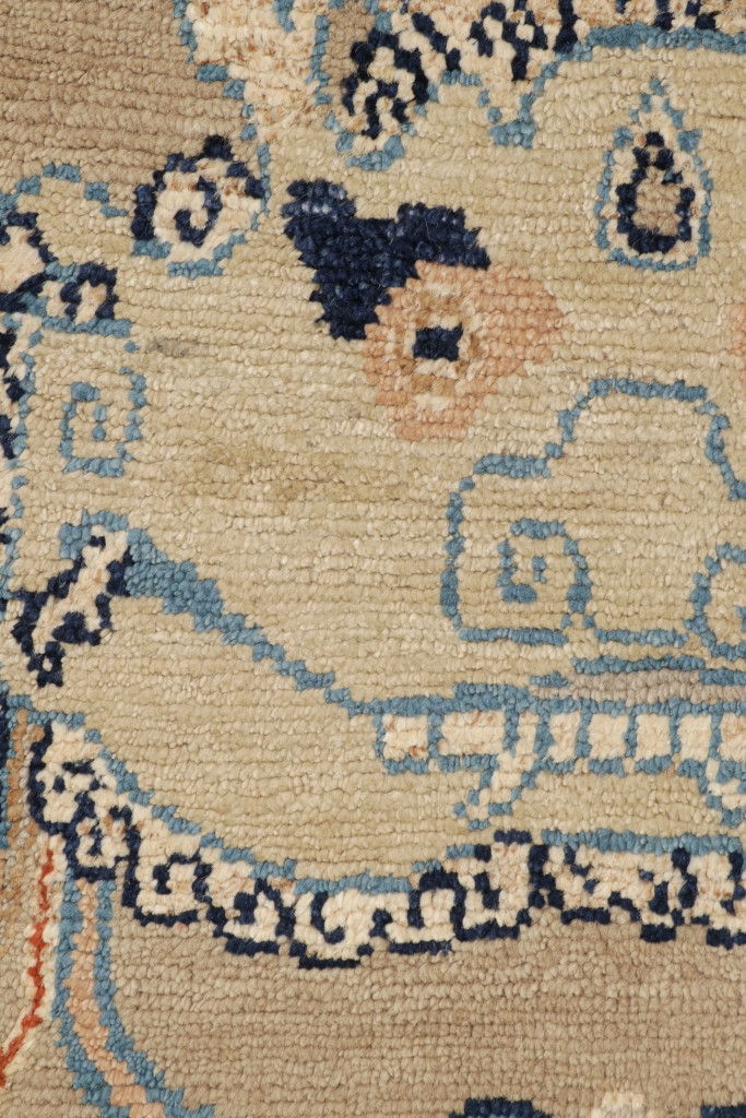 Dragon Scatter Pictorial Rug