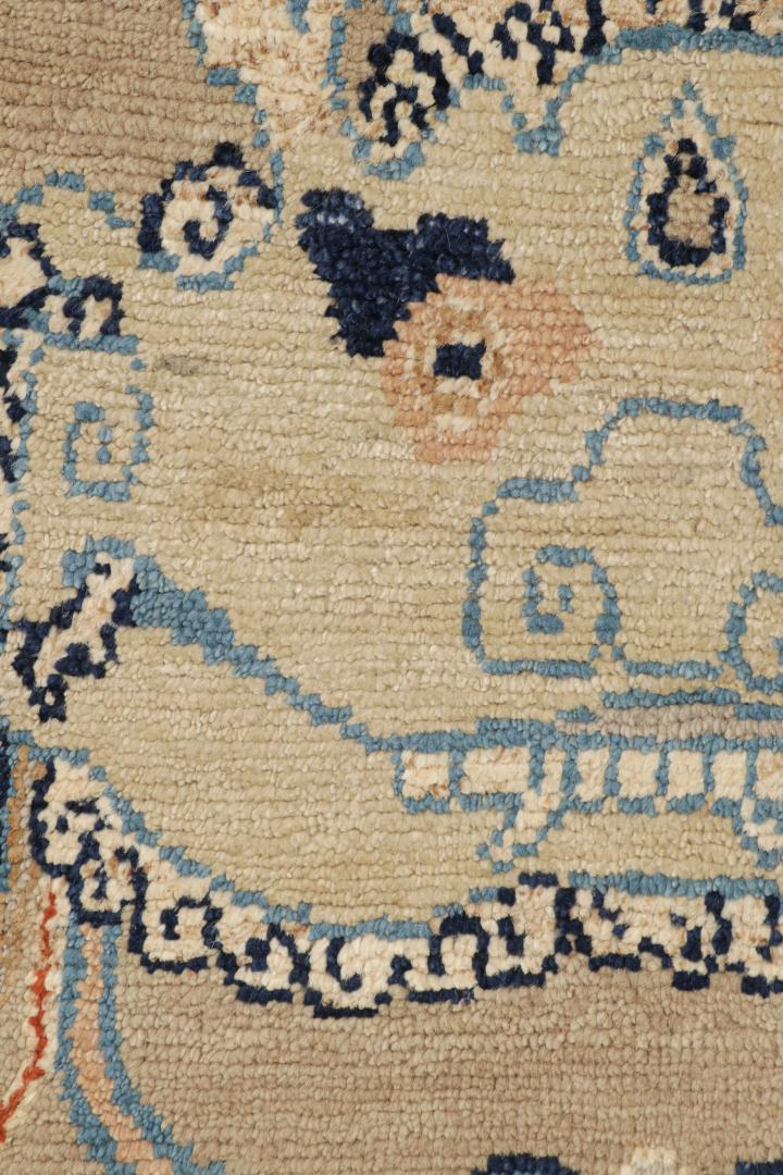 Dragon Scatter Pictorial Rug