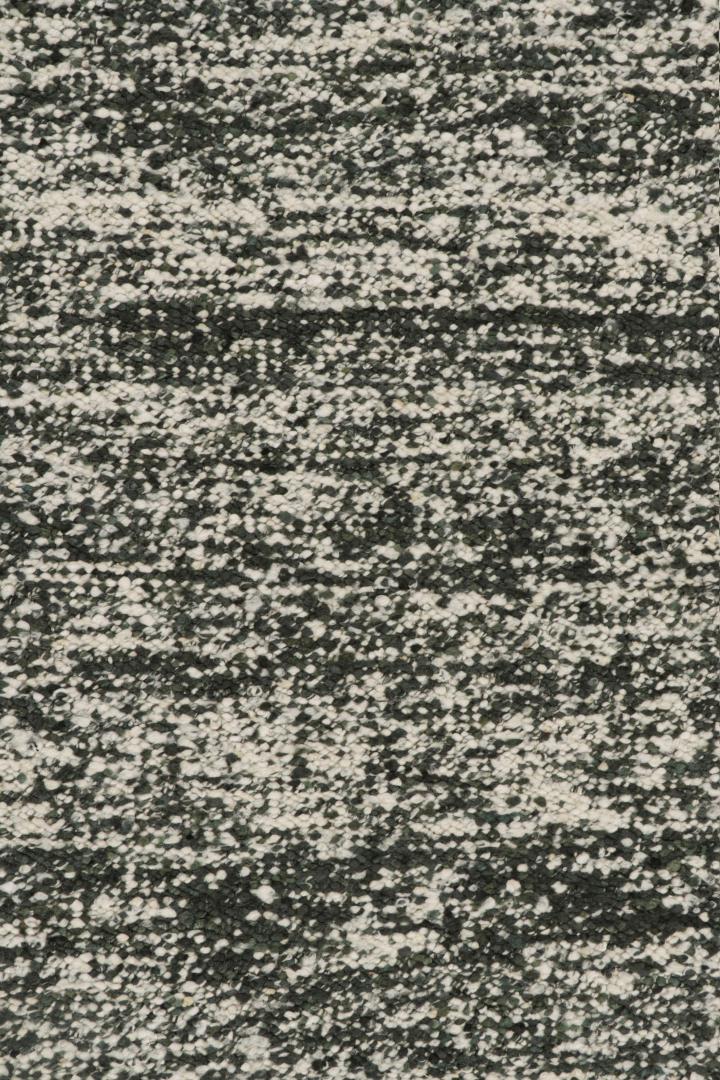 28171 7'11x11'8 1