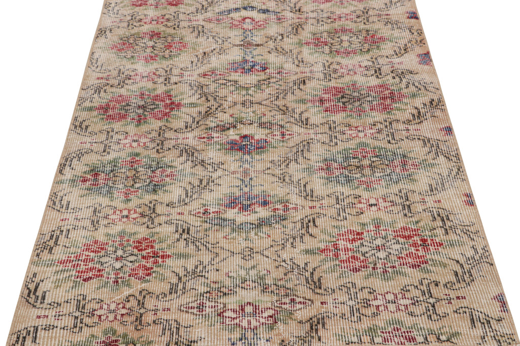 Vintage Zeki Müren Rug