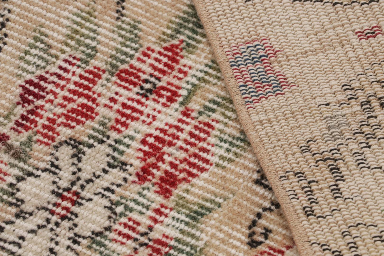 Vintage Zeki Müren Rug