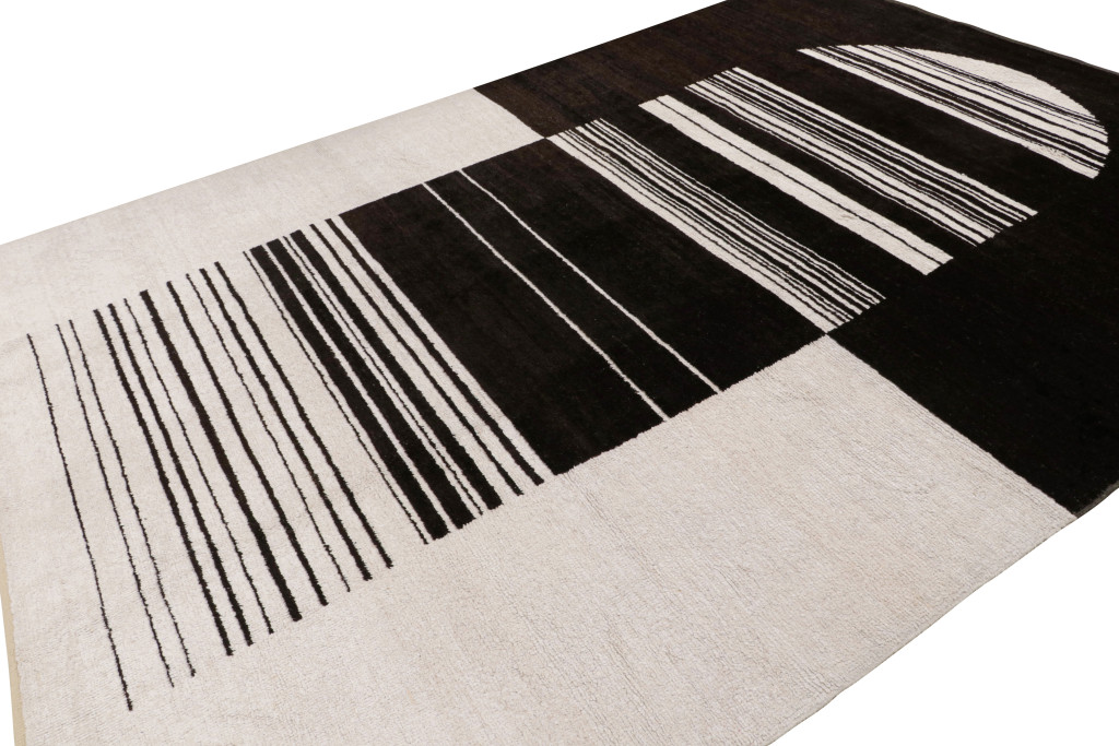 Abstract Geometric Rug “Gateway to Heaven”