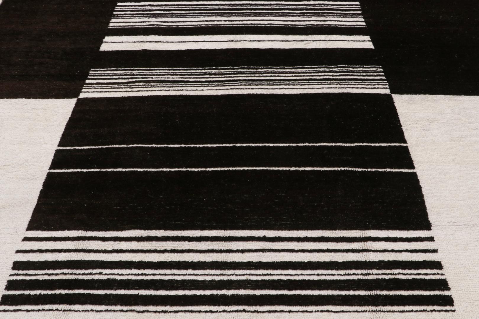 Abstract Geometric Rug “Gateway to Heaven”