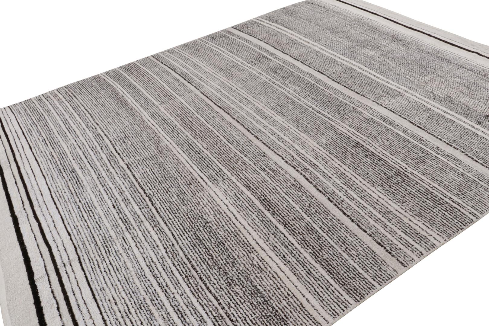 Contemporary Rug with Stripes and Gradation “Sky”