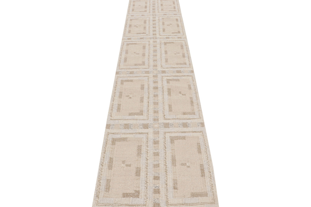 Scandinavian Runner Rug with Geometric Patterns