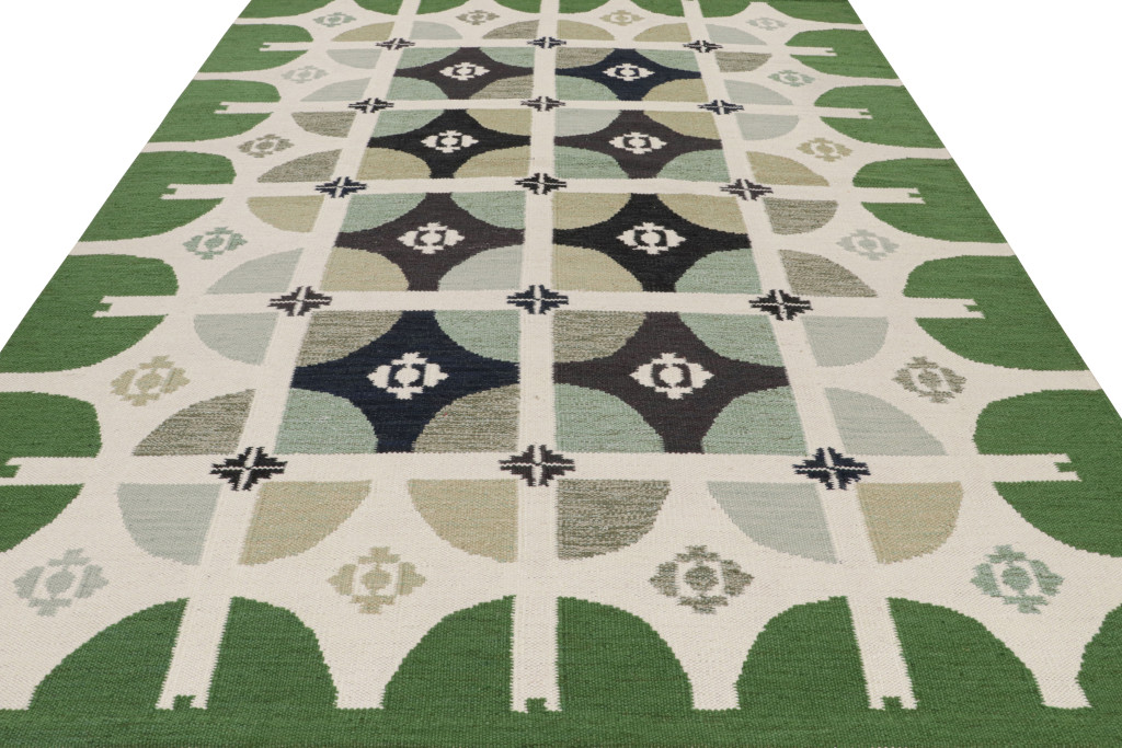 Scandinavian Rug with Geometric Patterns