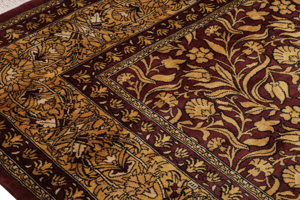 Modern Lavar Floral Rug