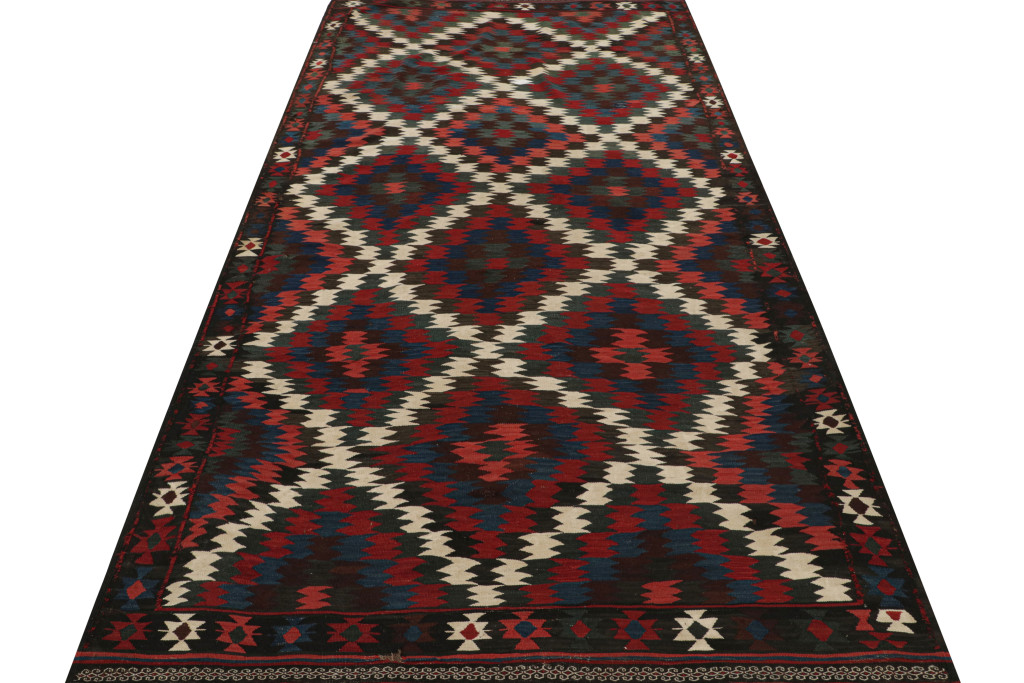 Vintage Kilim with Geometric Patterns