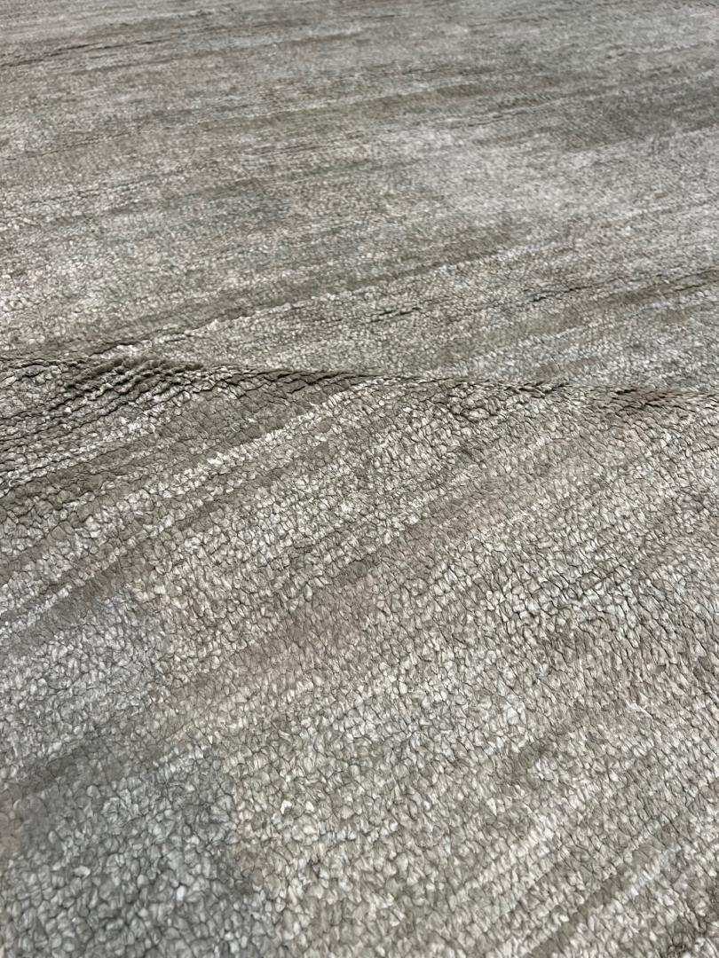 JSO122 430, Plain, Pure Natural Silk, India, 292 x 268cm, $TBC, Closeup